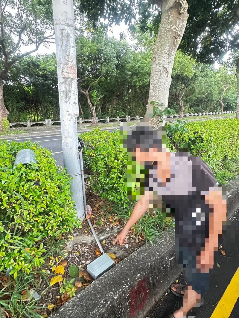 苗栗市經國路4段8月27日、31日,路燈電纜線2度被竊,警方循線查獲2人涉嫌竊盜。苗栗警察分局提供