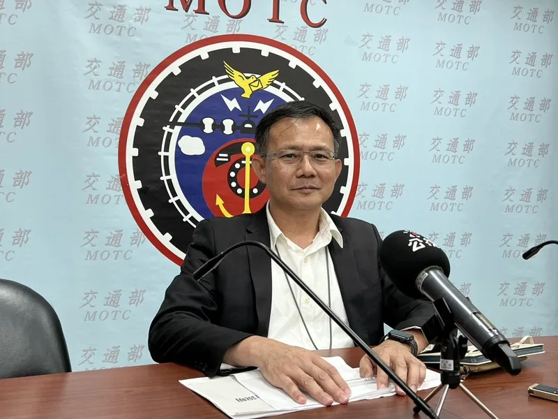 台灣交通亂象遭CNN形容為「行人地獄」，近期又有德國媒體台灣每年交通死亡人數比美國911恐攻死亡人數還多。交通部路政及道安司司長吳東凌（圖）4日表示，台灣交通安全正往好的方向改變。中央社