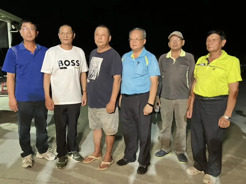 高雄興達發電廠9日晚間發生火警，火已熄滅、無人傷亡。永安區6里里長到場要求台電公開說明並停機徹查。中央社