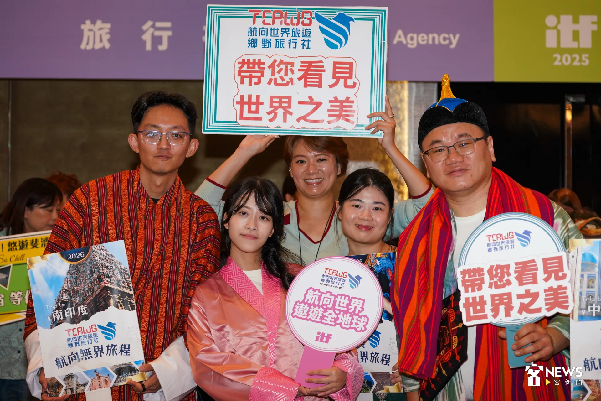 日本館佔據展區近4分之1,為旅展最大;美國館推天天抽機票;韓國館打造朴寶劍zone打卡點;泰國館推曼谷萬元有找的限定優惠。洪藝晅攝