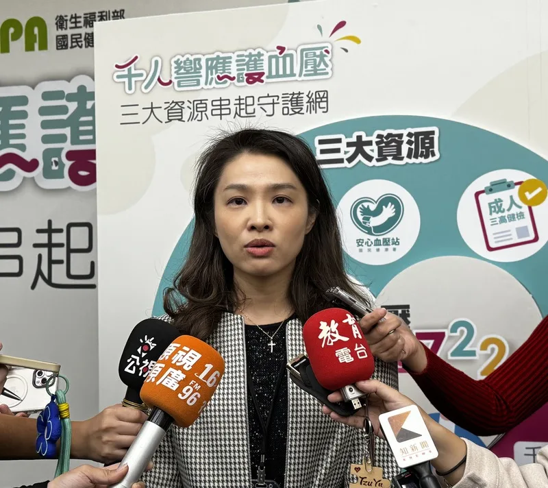近日男同志海外代孕案例在網路掀起熱議，國健署長沈靜芬（圖）14日強調，這次人工生殖法修法重點在於「女性自主權」，爭議事件她不評論，但孕母本身人權跟自主也很重要。中央社