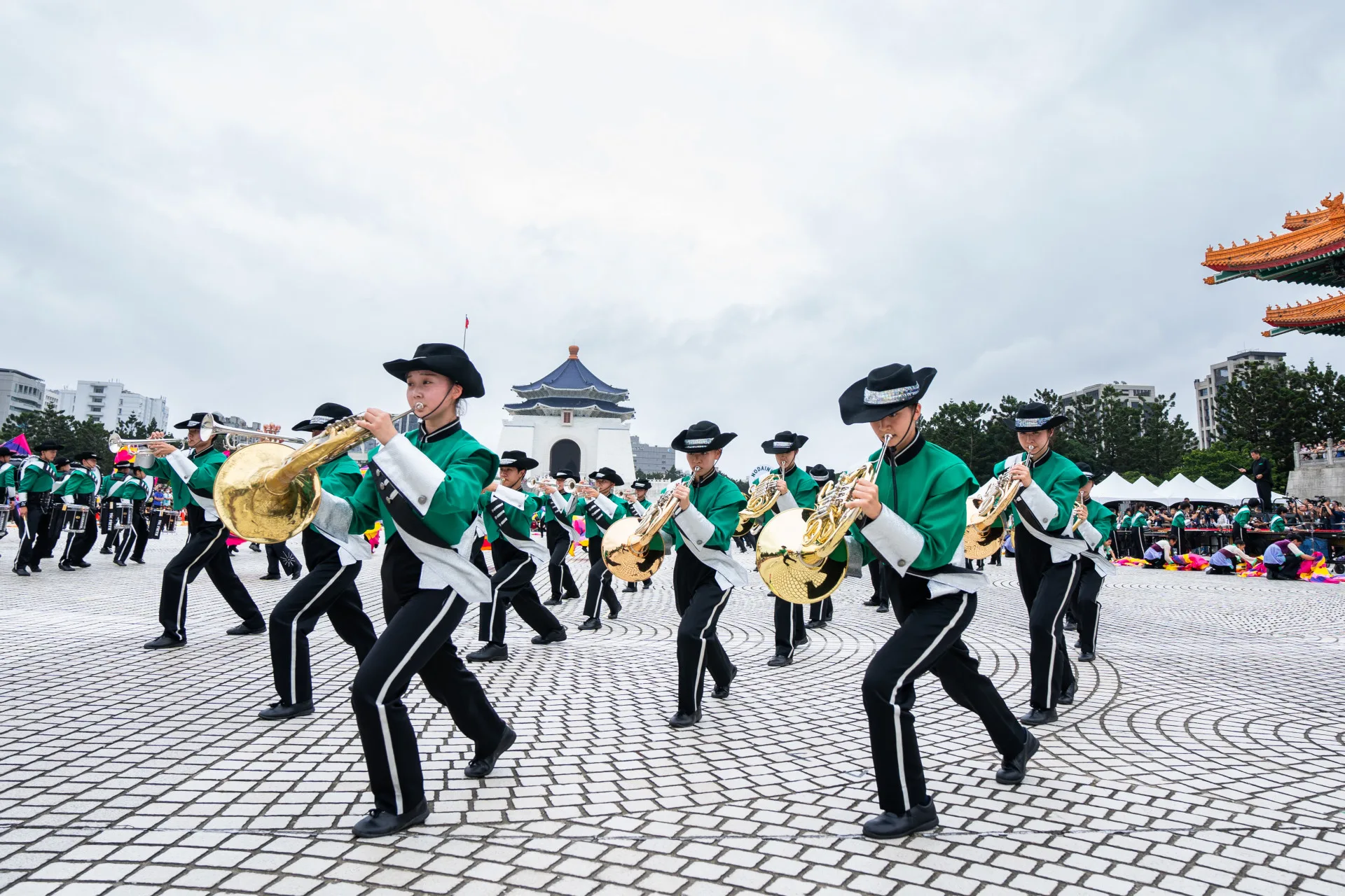 翡翠騎士將於12月21日在320+1嘉義市城市博覽會主題館（嘉義市政府北棟大樓預定地）進行快閃演出。文總提供