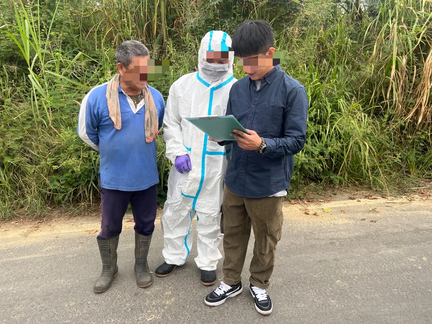 農業局、動保處對畜主開立移動管制書、製作訪談紀錄。台南市政府提供