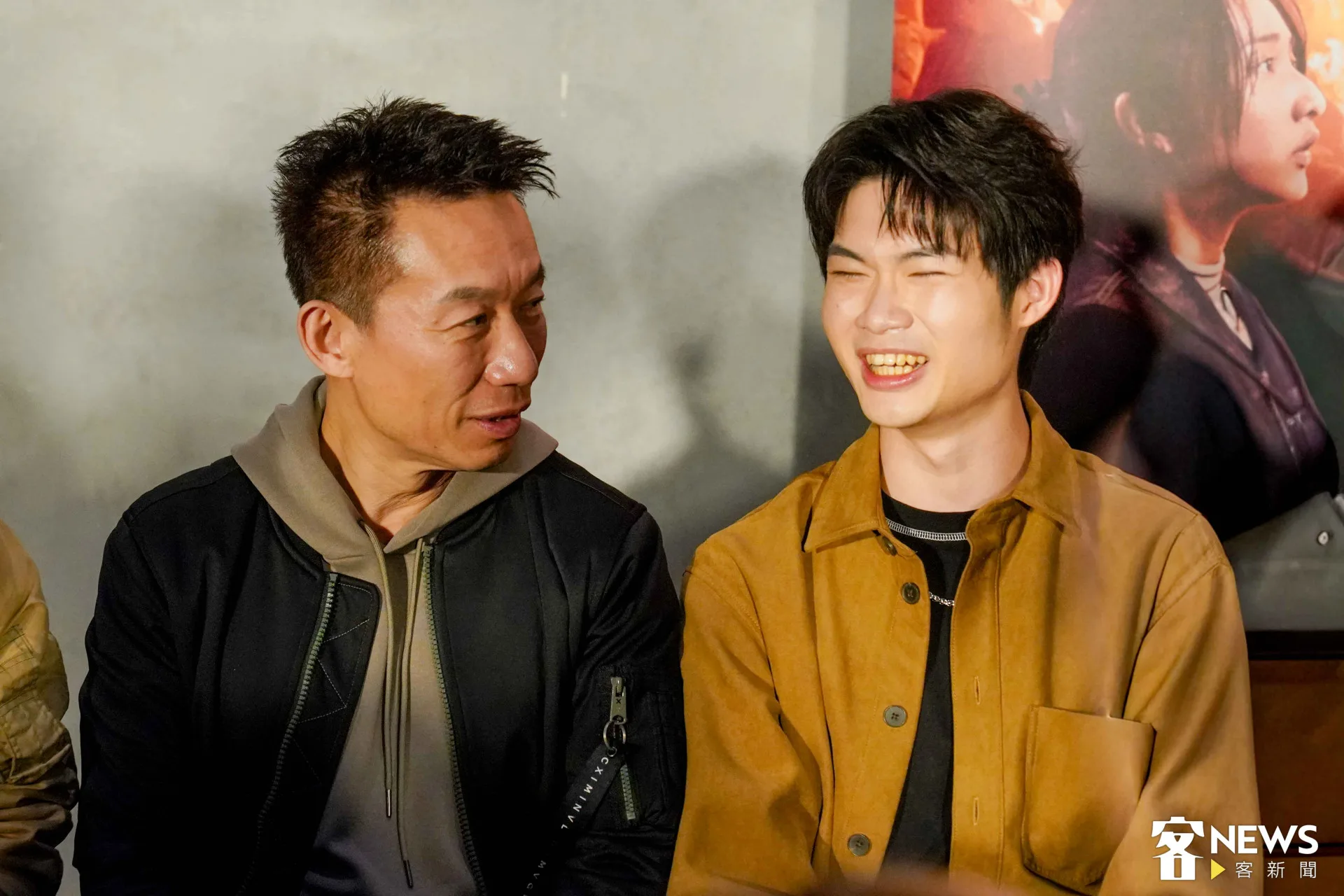 郭子乾被問到是否有給兒子任何拍攝建議，郭子乾強調「安全」第一，隨後幽默地補上一句「因為打到振永會很貴。」朱愷元攝