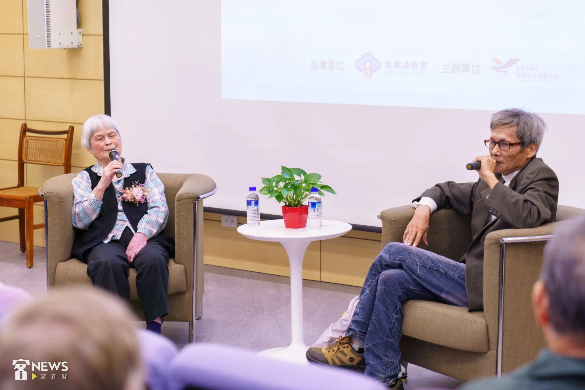 黃娟與傅銀樵座談分享當年「楊梅三部曲」的秘辛。李台源攝