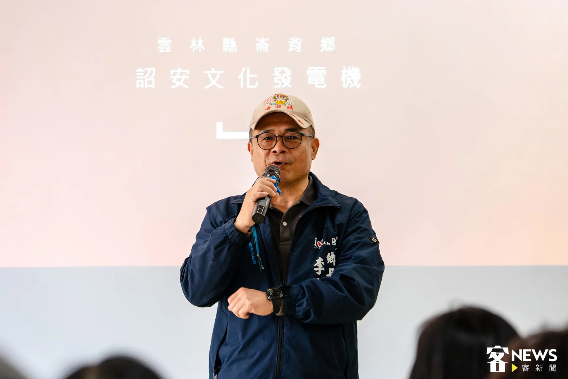 鄉長李泓儀表示,期待提升年輕學子的競爭力,讓長輩願意走進圖書館看書、聊天,享受更有品質的生活。朱愷元攝