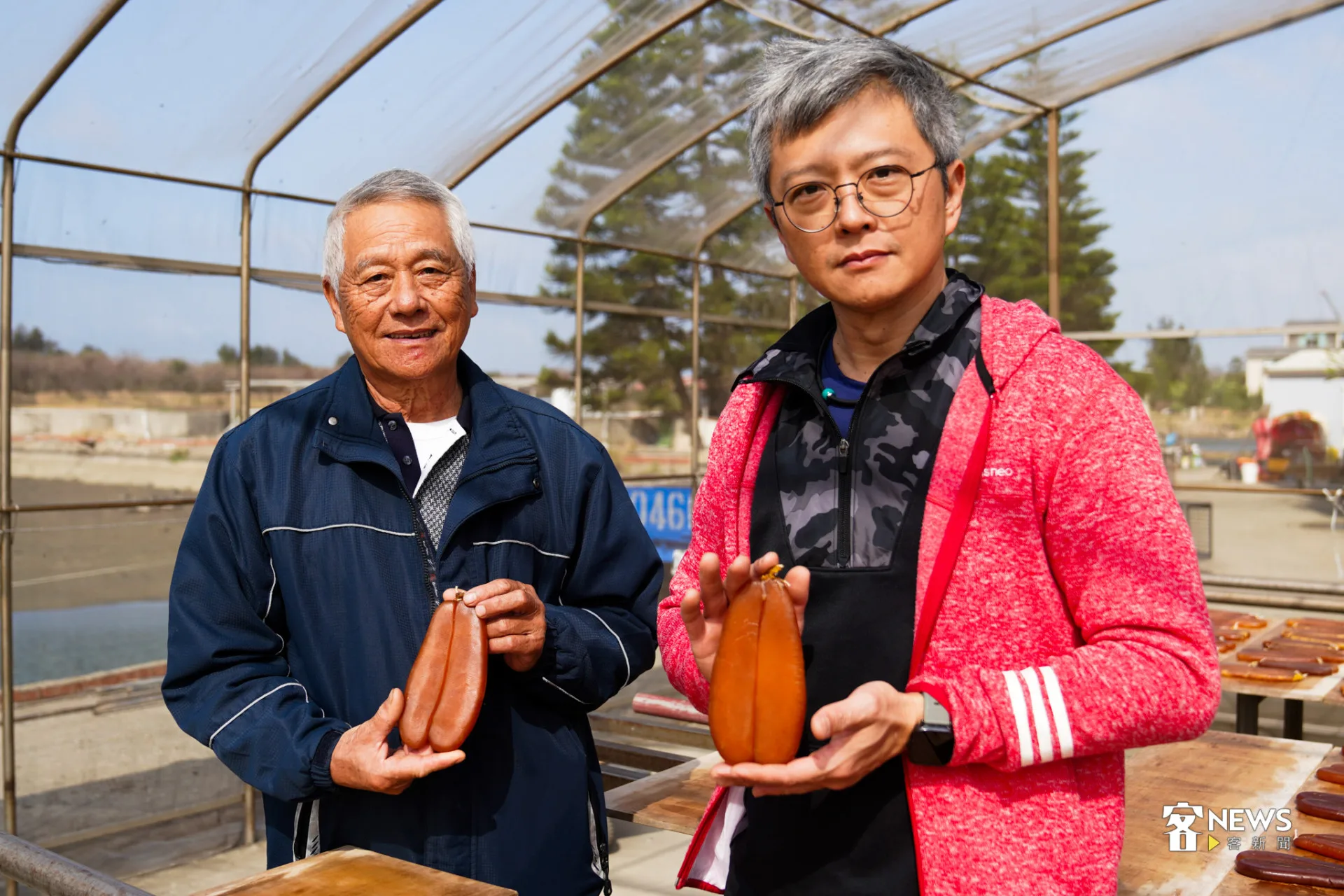 許順隆、許志豪父子,聯手打造出竹魚水產烏魚子,囊獲多位米其林主廚和老顧客的心。蔡依璇攝