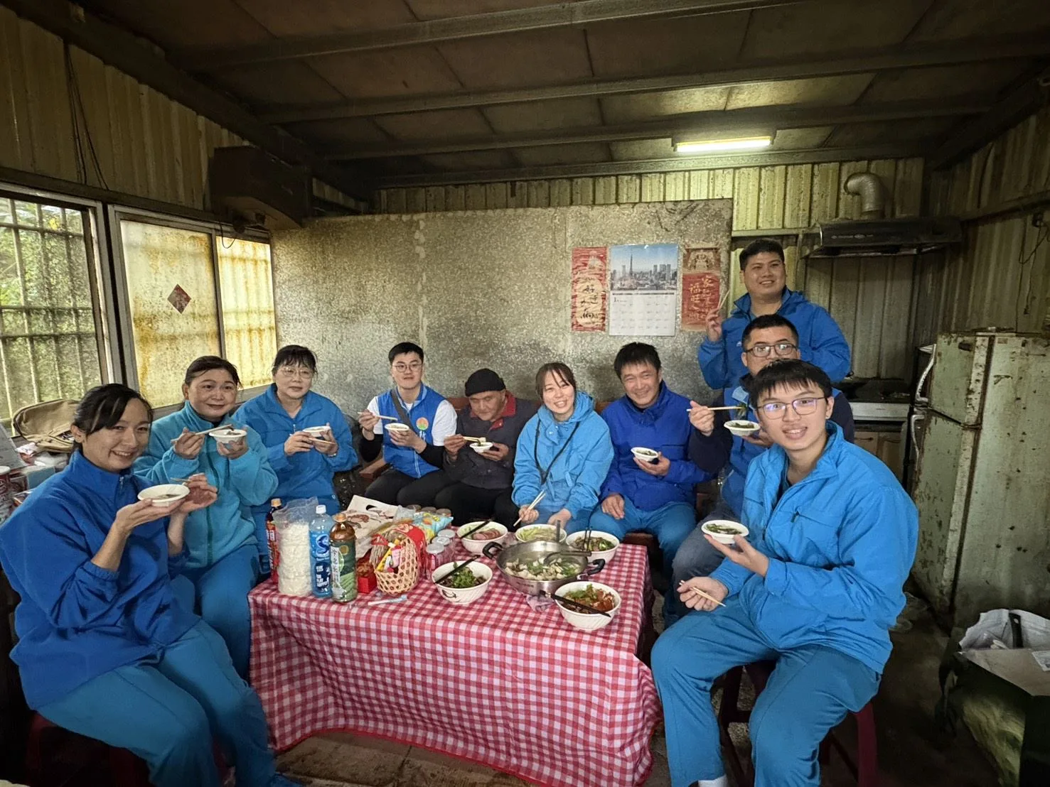 獨居翁寒冬徒步河邊洗澡　橫山社福中心加裝熱水器、送餐