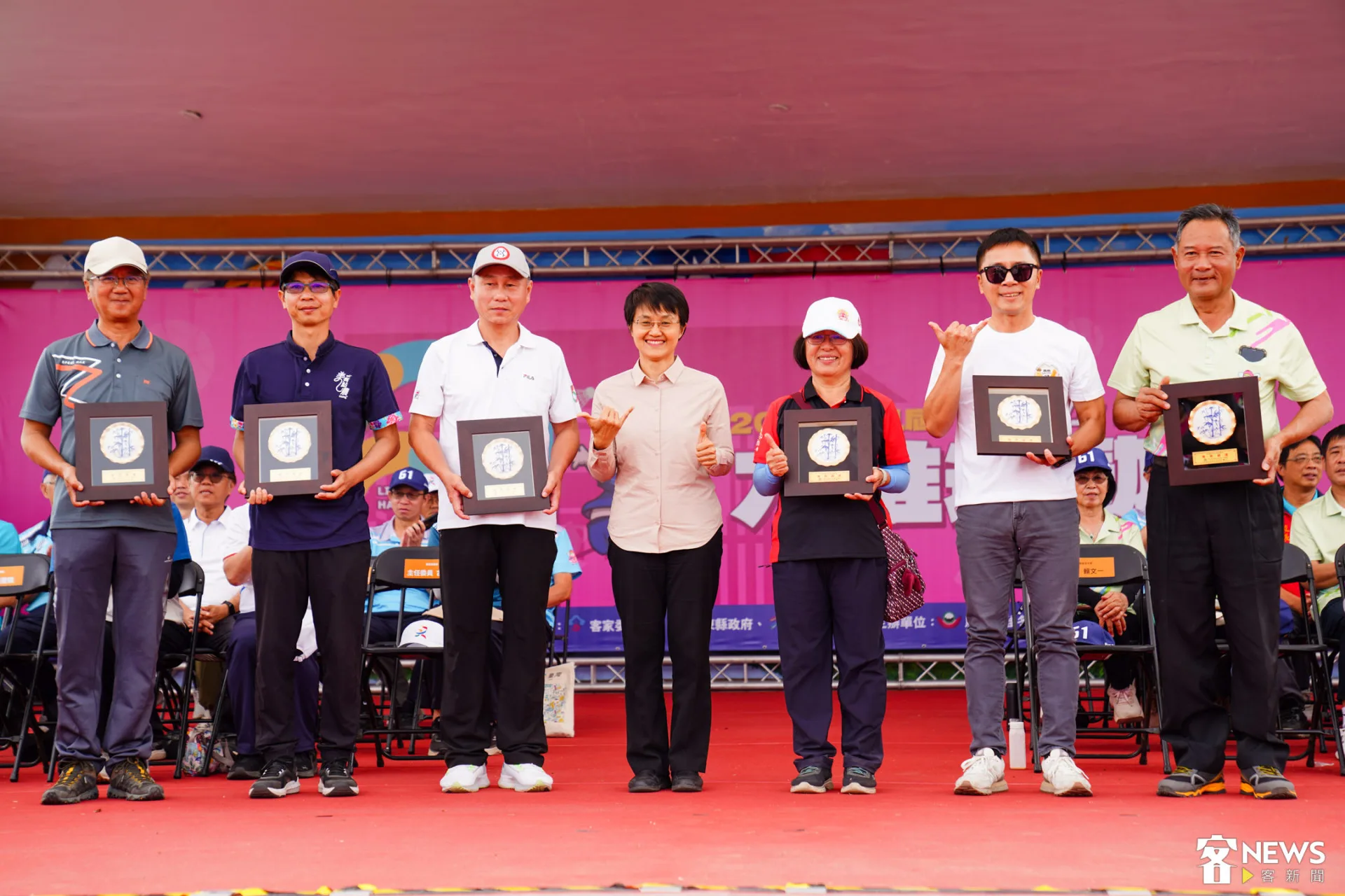 第61屆六堆運動會精神錦標得主為杉林、美濃、內埔、麟洛、高樹及佳冬。朱愷元攝