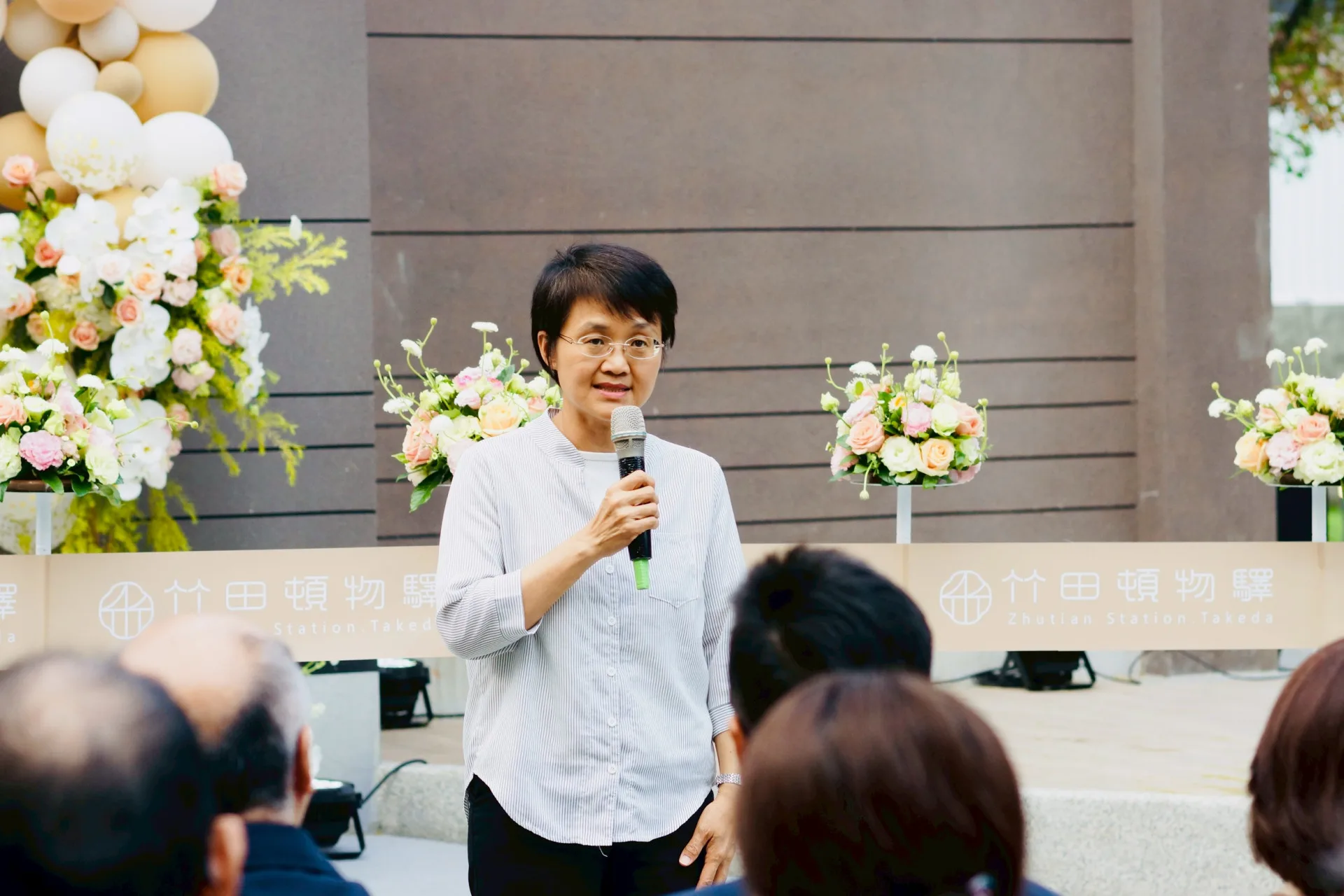 客委會主委古秀妃表示,竹田車站是重要地標,也是遊客走入客庄的第一印象。客委會提供