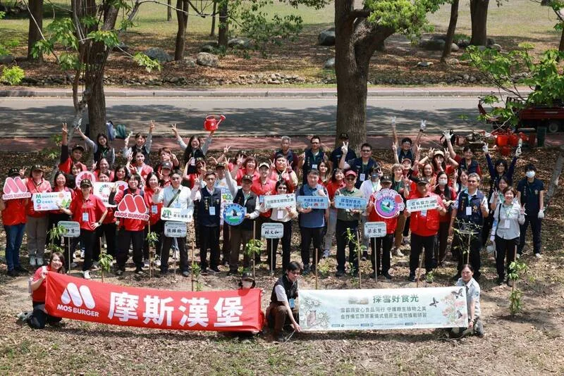 雪管處攜手企業協力修復生態環境,共同打造原生植物園區。雪管處提供