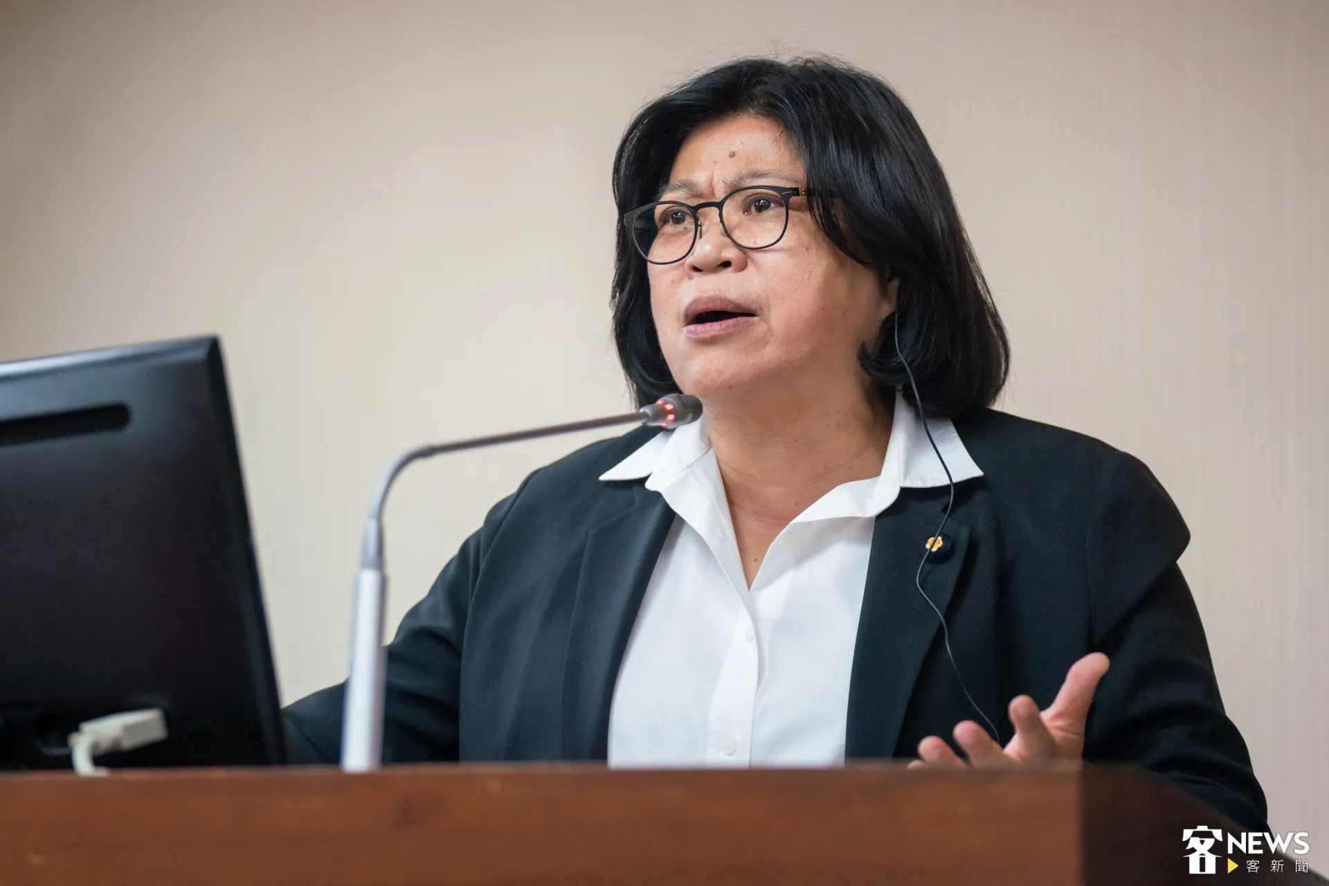 民進黨立委王美惠認為，客家幣使用店家應該提升客語使用比例，或販售客家相關商品。朱愷元攝