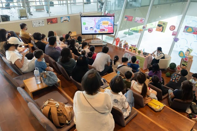 高市圖好繪芽獎「砰！」出版　世界閱讀日前亮相