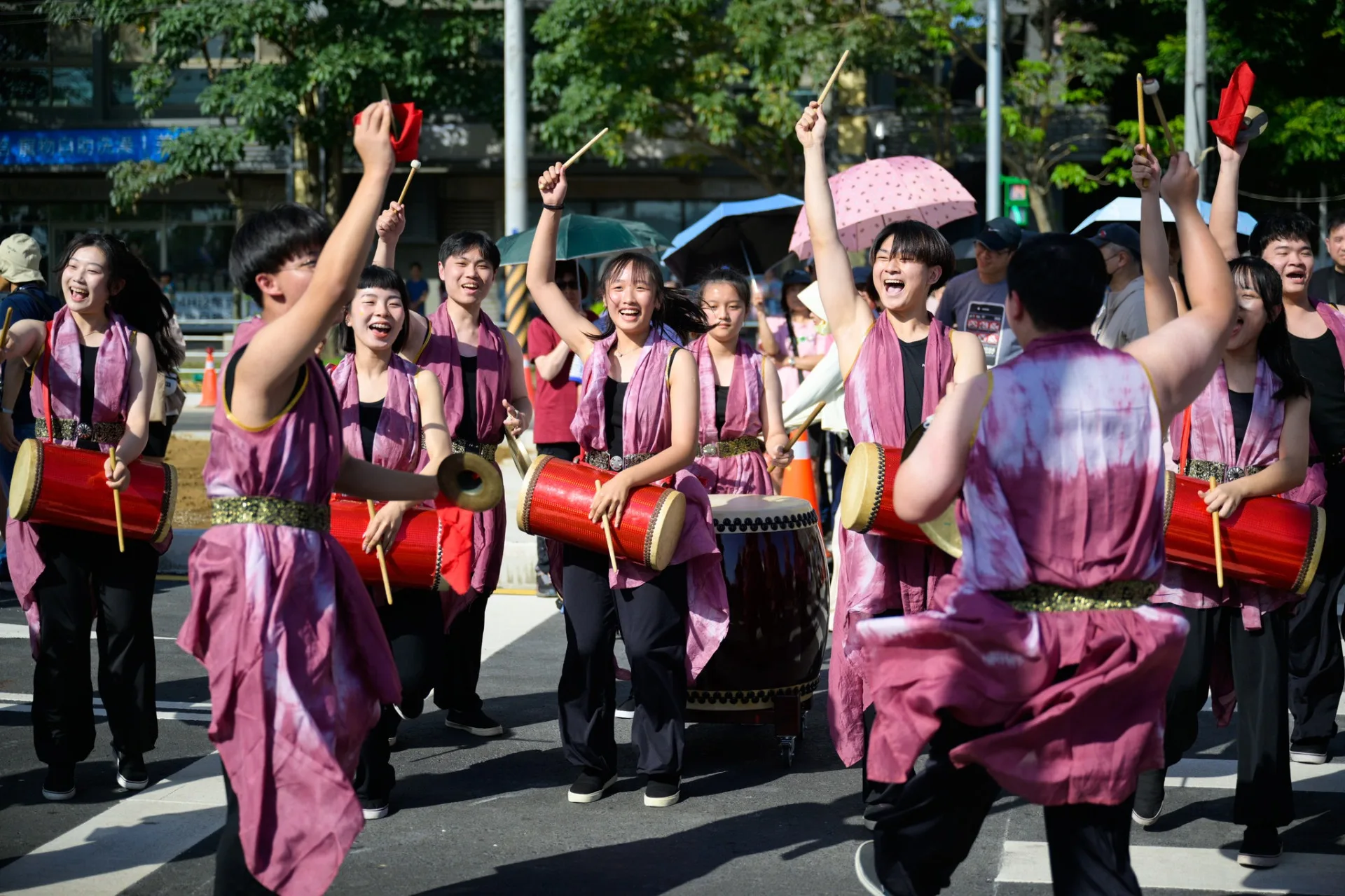淡江大橋通車活動,資料照。翻攝自我和大橋在一起|淡江大橋開幕藝術季FB