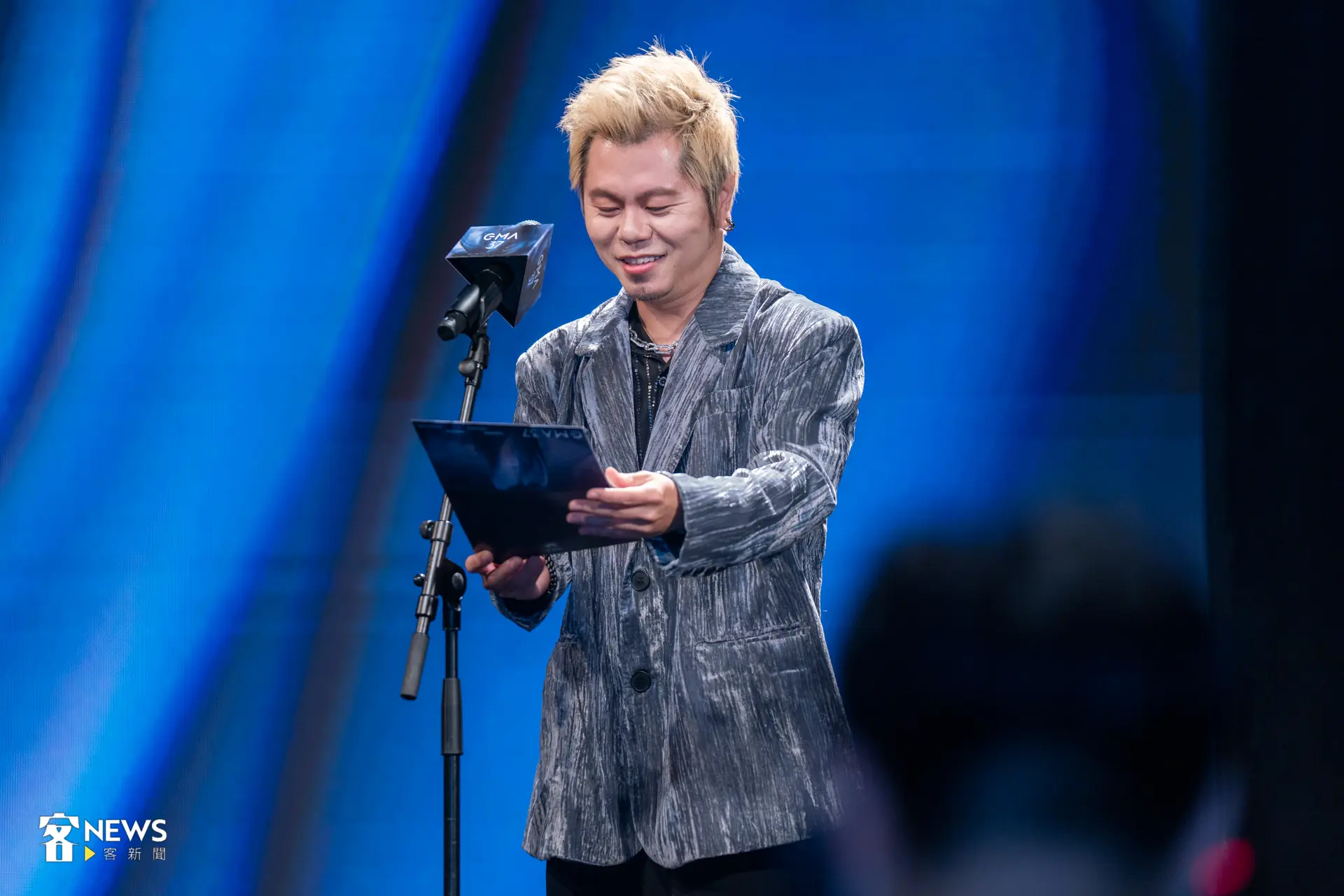 客語雙料金曲歌王黃子軒，在公布「最佳客語專輯獎」入圍名單時笑稱心情忐忑。洪藝晅攝