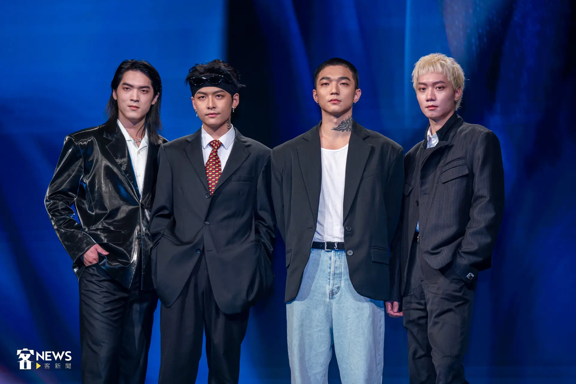 人氣樂團傻子與白癡（蔡維澤、徐維均、鄭光良、李沂邦）受邀擔任揭獎嘉賓。洪藝晅攝