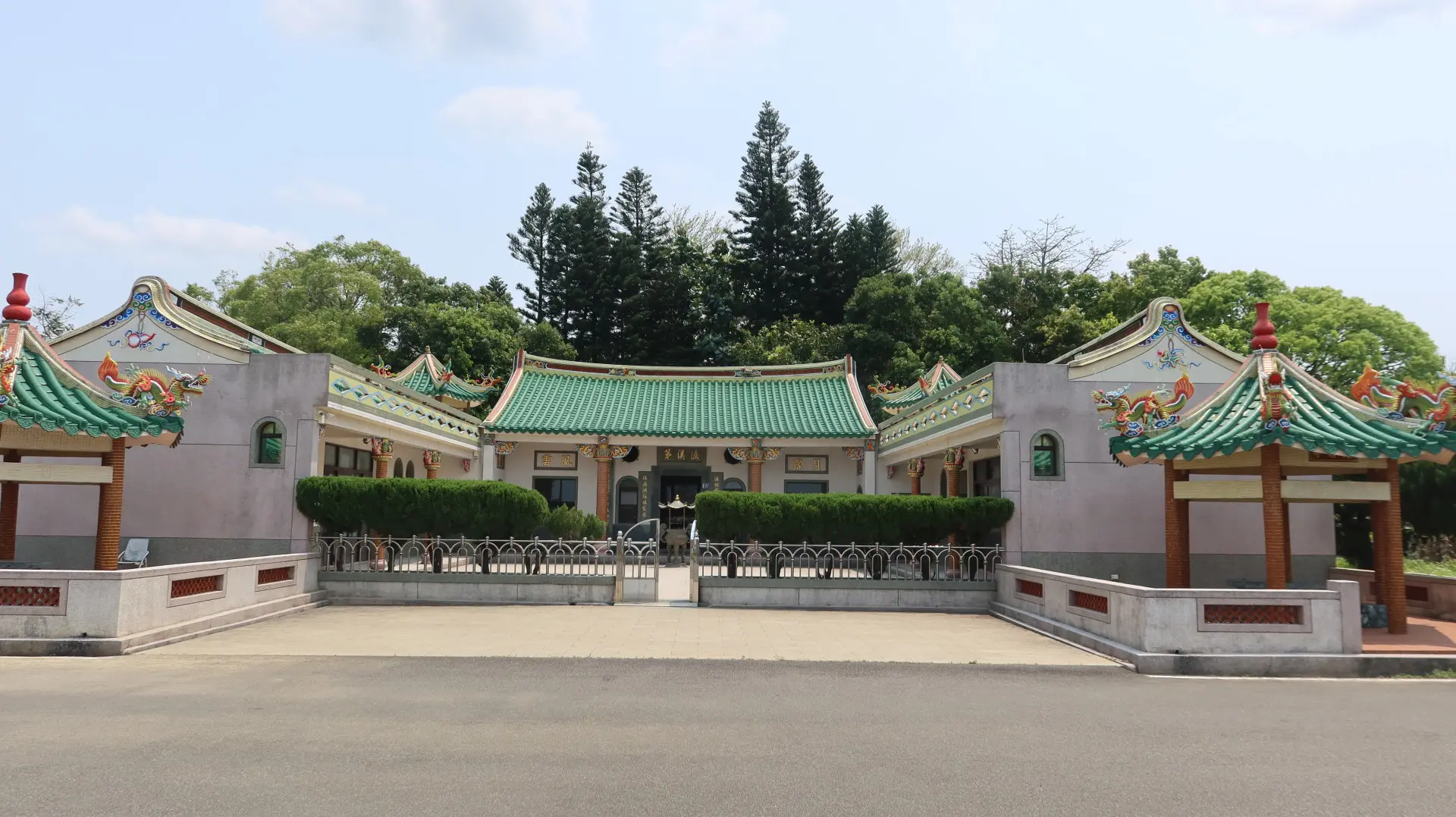湖口「周三合」後裔名醫輩出，「朝、廷、德、碩….」等字輩子孫當醫師的很多，圖為湖口「周三合」宗祠「濂溪第」。何來美攝