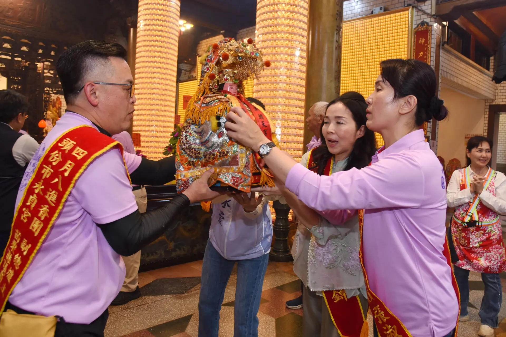頭份四月八，永貞宮恭迎媽祖上轎，16日起展開連續4日遶境35里祈福。苗栗縣政府提供