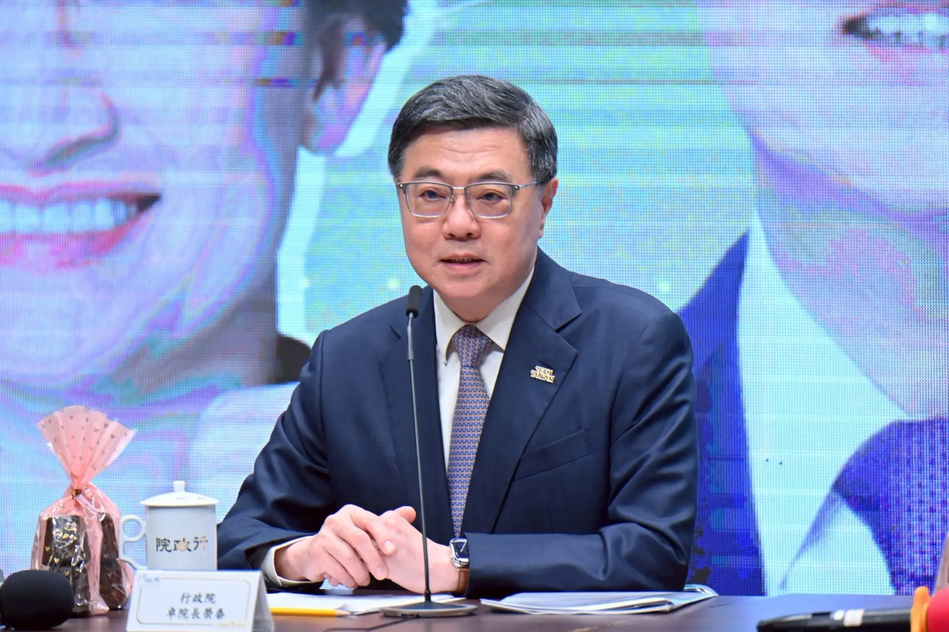卓榮泰預告明年最低工資可望突破新台幣3萬元。行政院提供