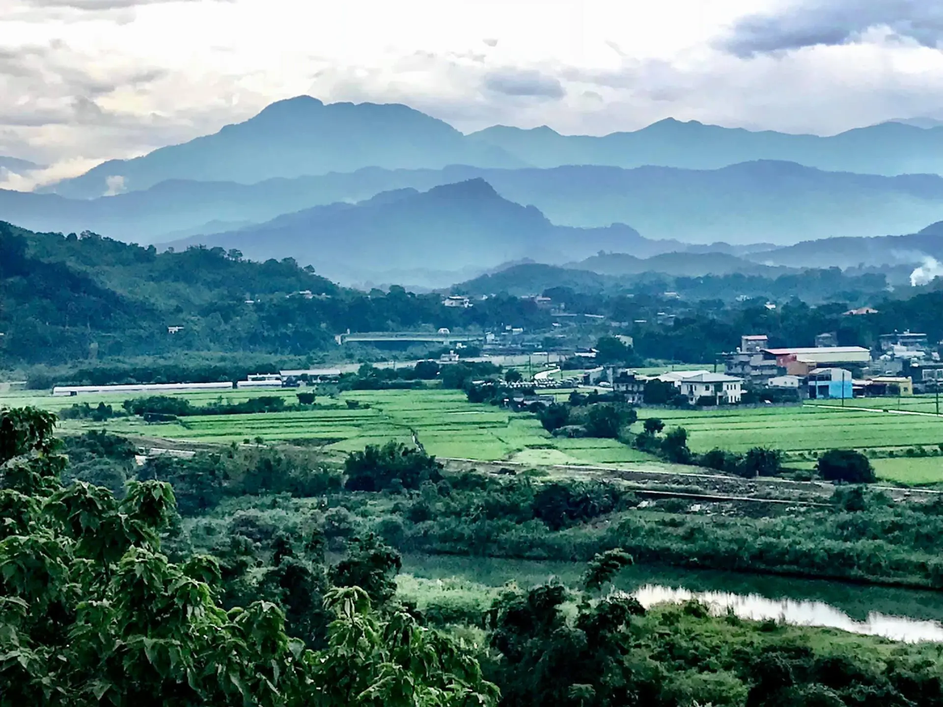 鵝公髻山是新竹的太祖山。 從北埔看鵝公髻山是非常壯觀。照片彭作奎提供
