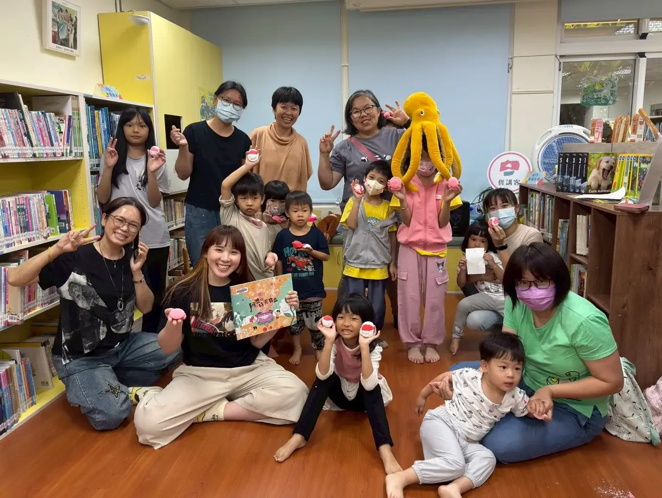 高雄市立圖書館杉林分館3月「阿婆的時光寶盒－客家文化繪本故事」閱讀活動。截圖自杉林分館臉書粉絲專頁