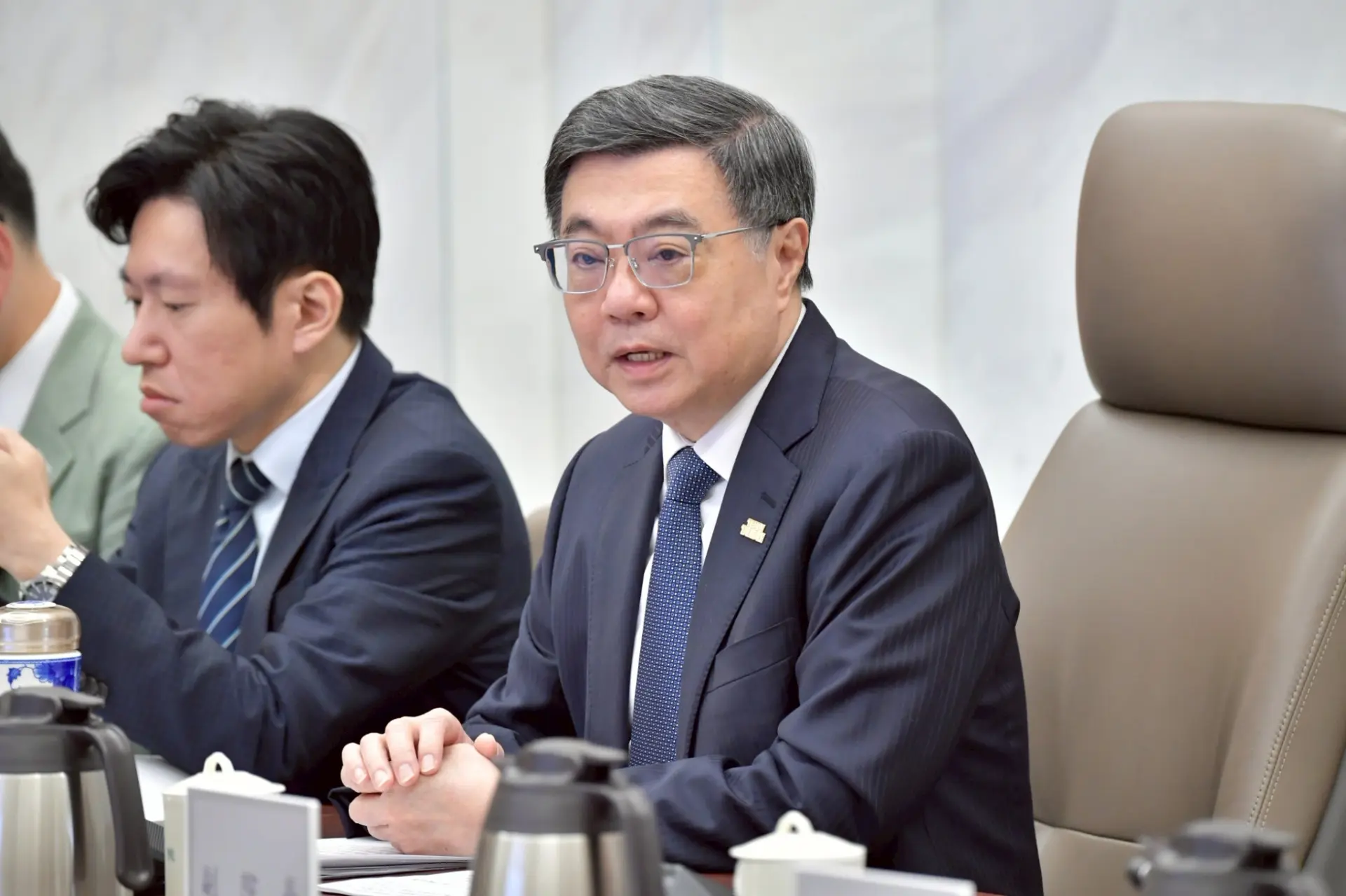 卓榮泰今天在行政院院會聽取「台灣人口對策新戰略-家庭支持篇」報告。行政院提供