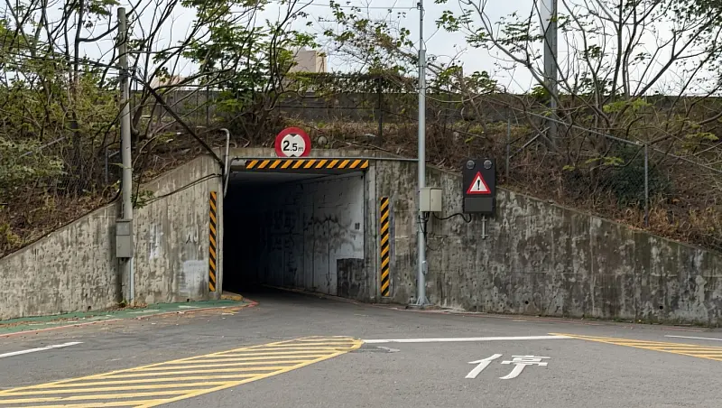 新竹市光復路二段2巷涵洞智慧警示系統。新竹市政府提供