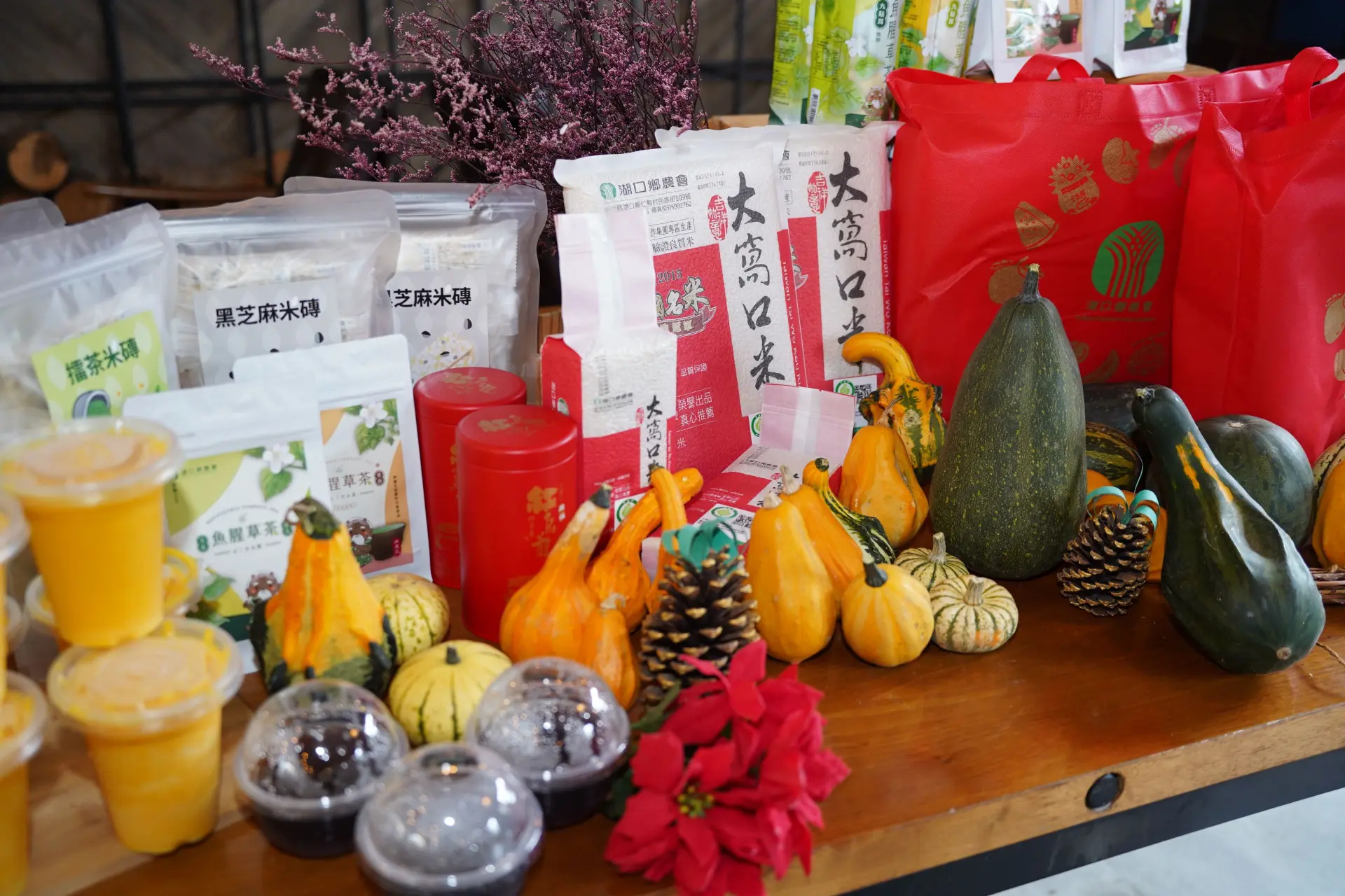 湖口瓜瓜節結合食農教育DIY與闖關活動，吸引親子同樂體驗農業文化。竹縣府提供