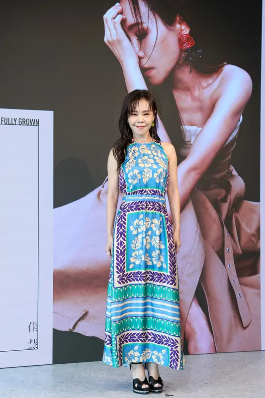歌手彭佳慧(圖)入圍第37屆金曲獎最佳華語女歌手,15日在台北接受媒體聯訪,分享心情。中央社