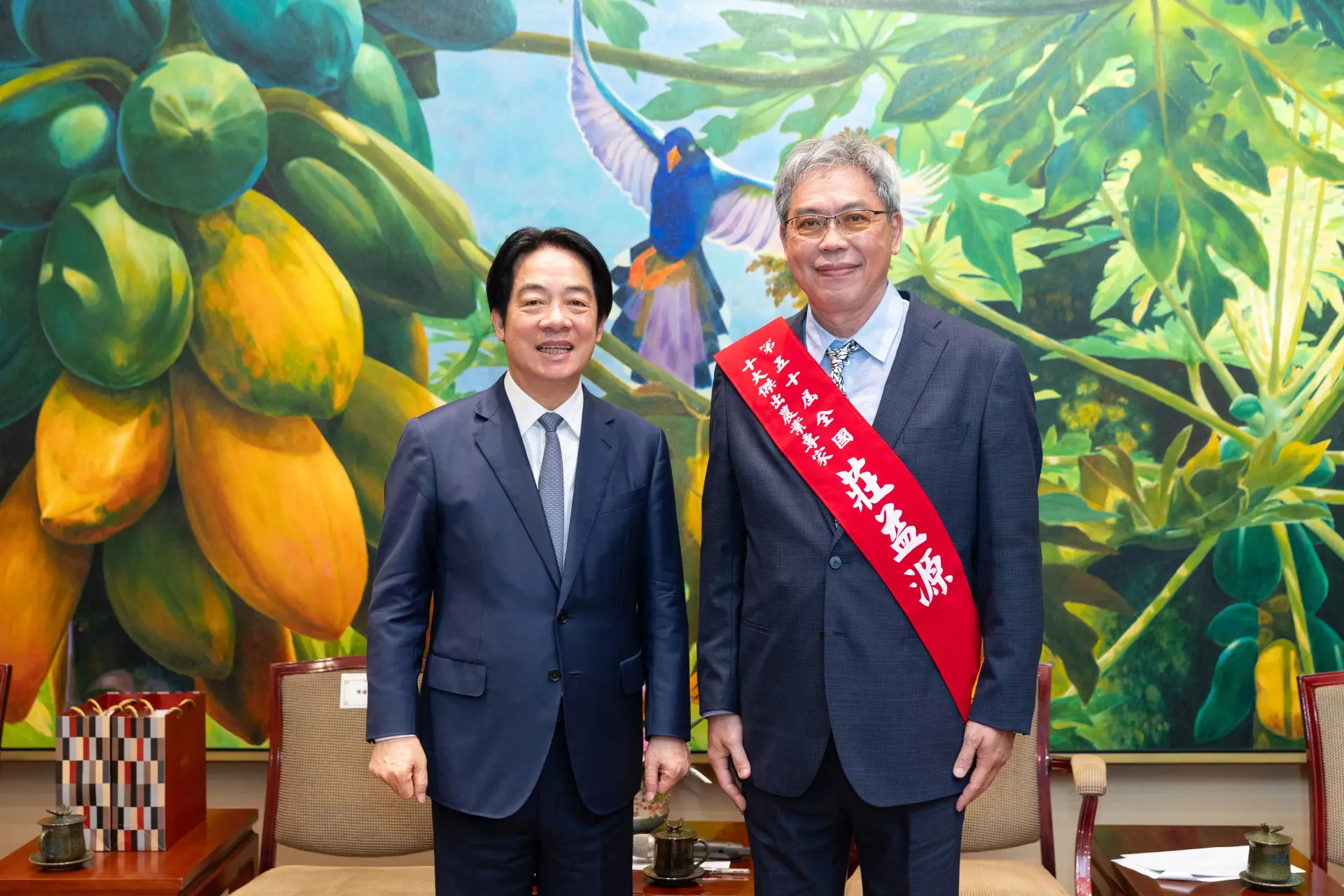 莊益源開發環境友善的非農藥害蟲防治資材，讓防治技術更貼近農民需要，也保障農民的收益。總統府提供