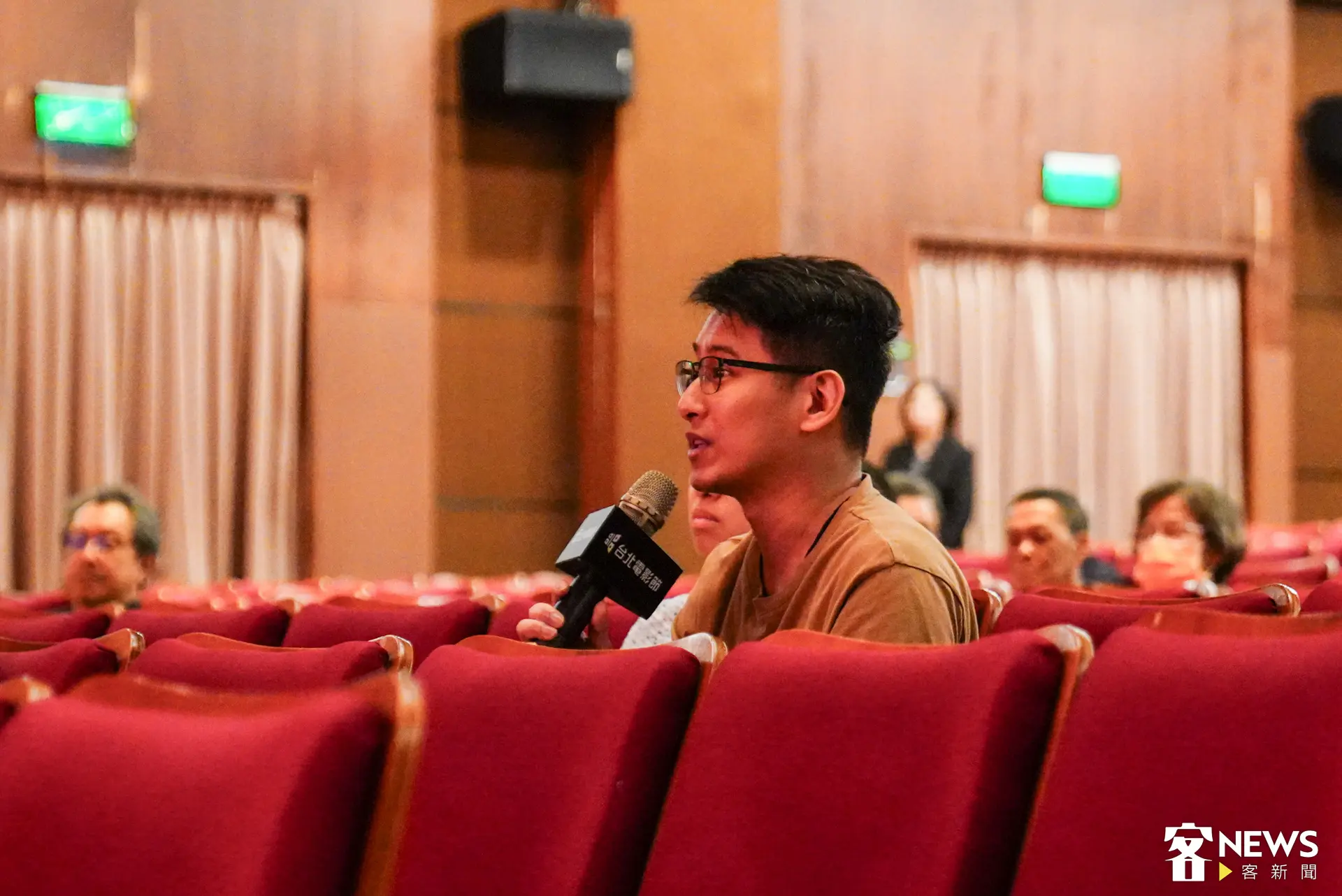 觀眾表示看過導演版再來看院線版，感受截然不同。朱愷元攝