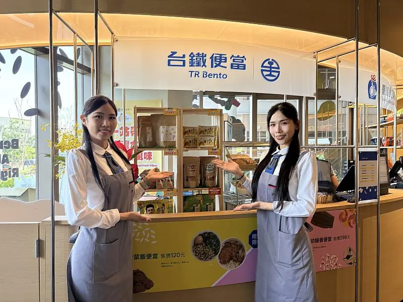 國產水果精緻選物，將陸續上架全臺首座台鐵便當體驗店。農糧署提供