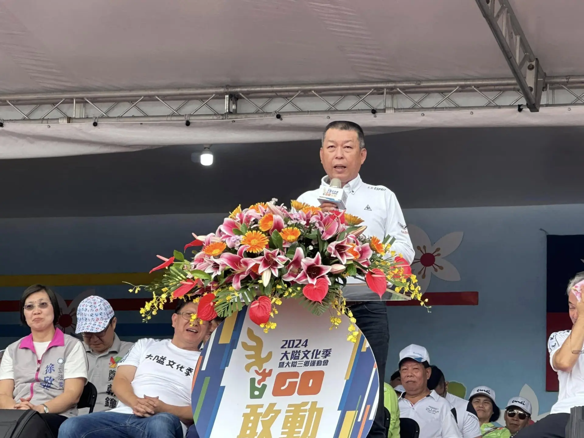 峨眉鄉長王增忠二審依收賄罪判12年，兩人均褫奪公權8年。翻攝自 當事人臉書專頁