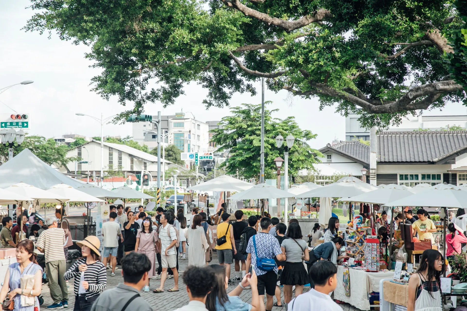 屏東勝利星村「舊好勝」推出以啤酒、芋頭等主題市集。屏東縣政府提供