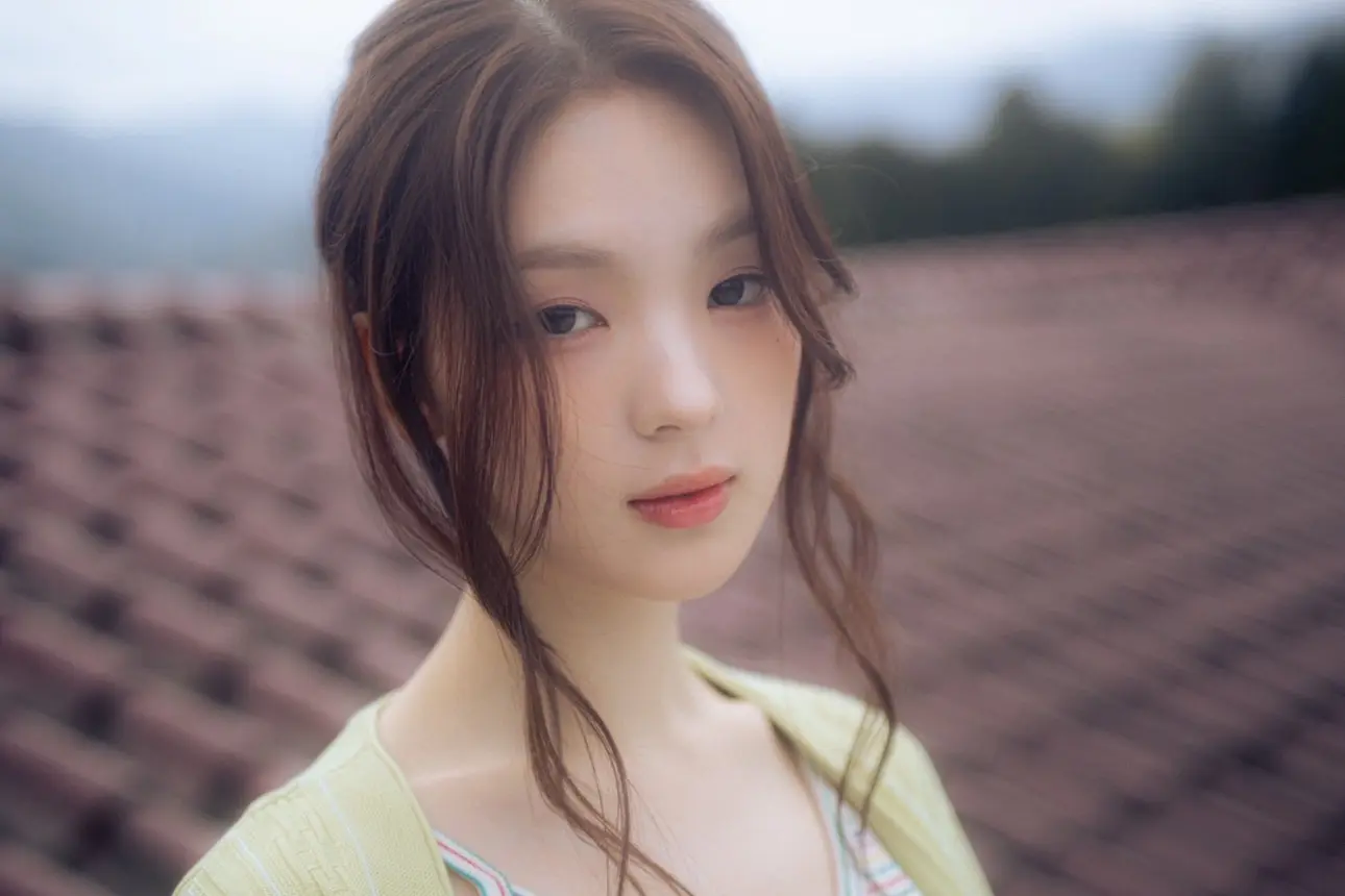 可愛甜美solo韓星歌手珪斌則說:「這次拍攝就像展開新的創作旅程,希望留下美好回憶,也將好的能量帶給觀眾。」客台提供