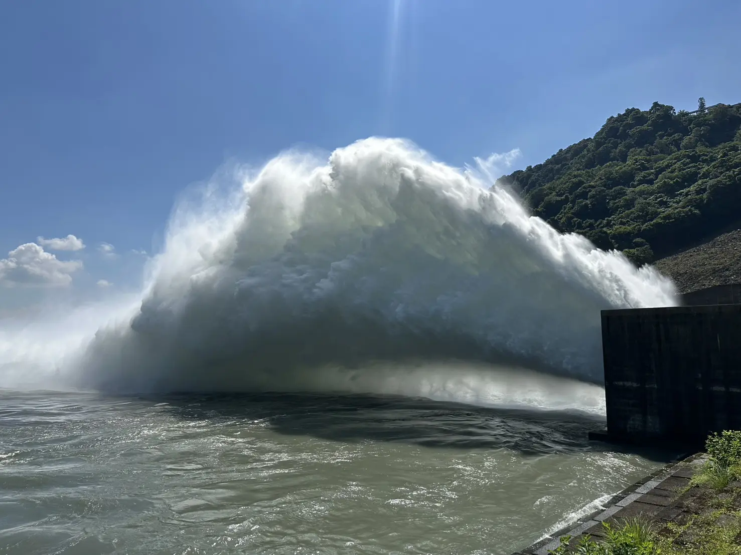強颱巴威來襲　石門水庫今調節放水預留蓄洪空間