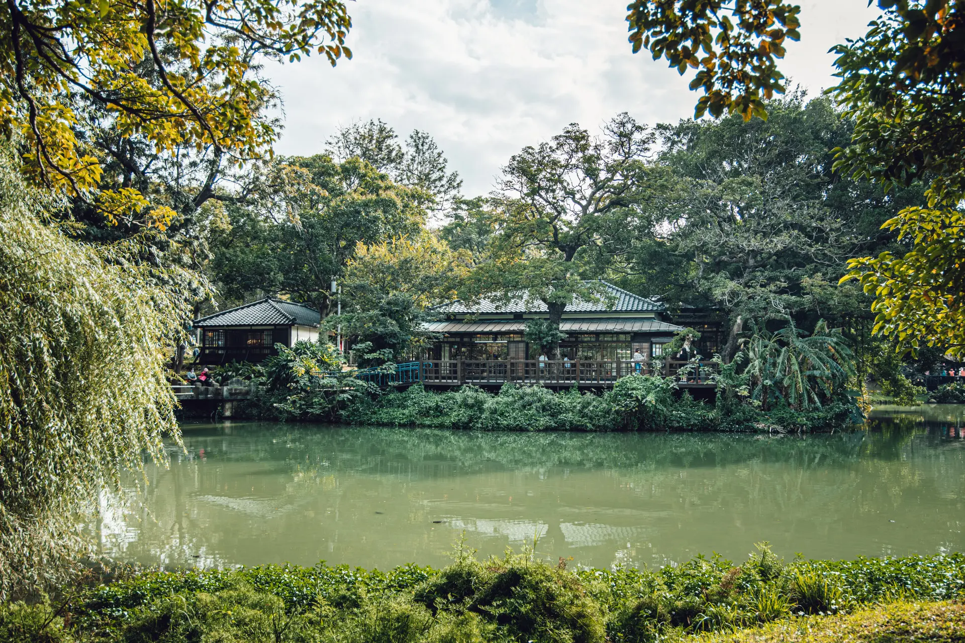 新竹公園麗池湖畔。截圖自交通部觀光署