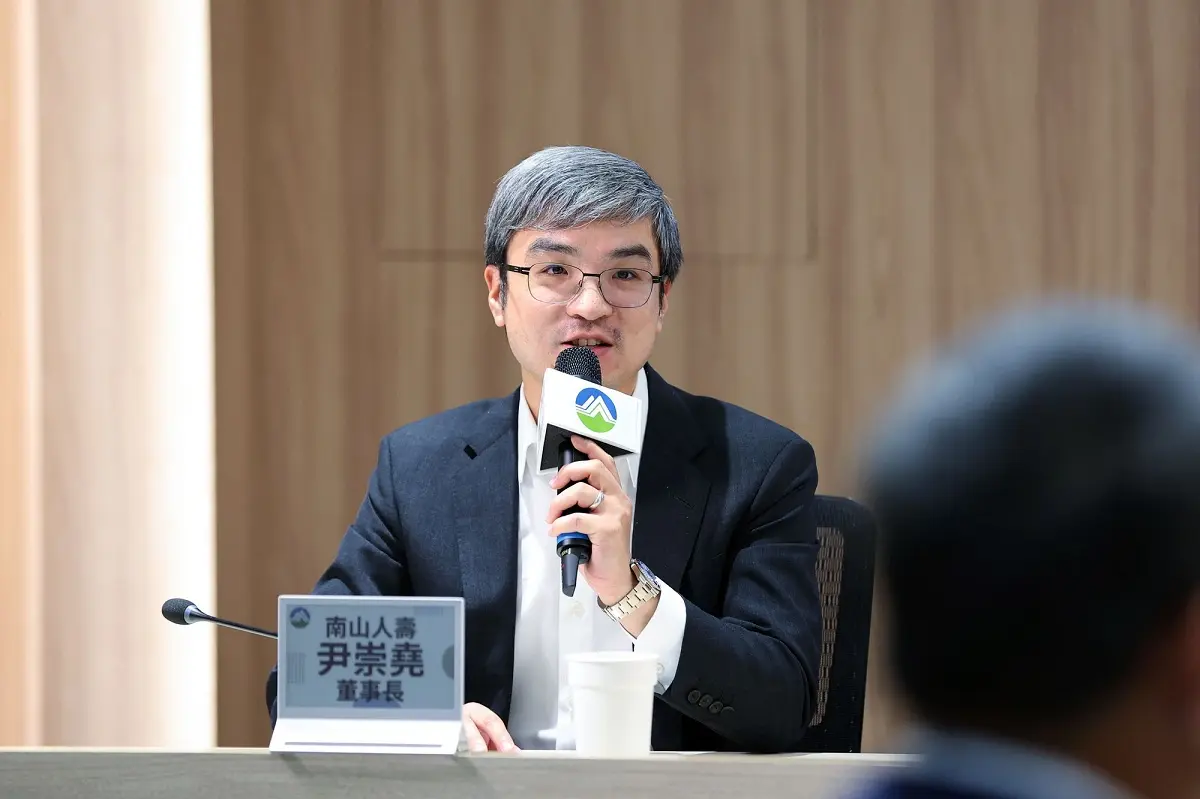 南山人壽董事長尹崇堯指出，談氣候變遷不能只談減碳，保險業應站在「氣候正義」立場，提供實質的調適防護。南山人壽提供