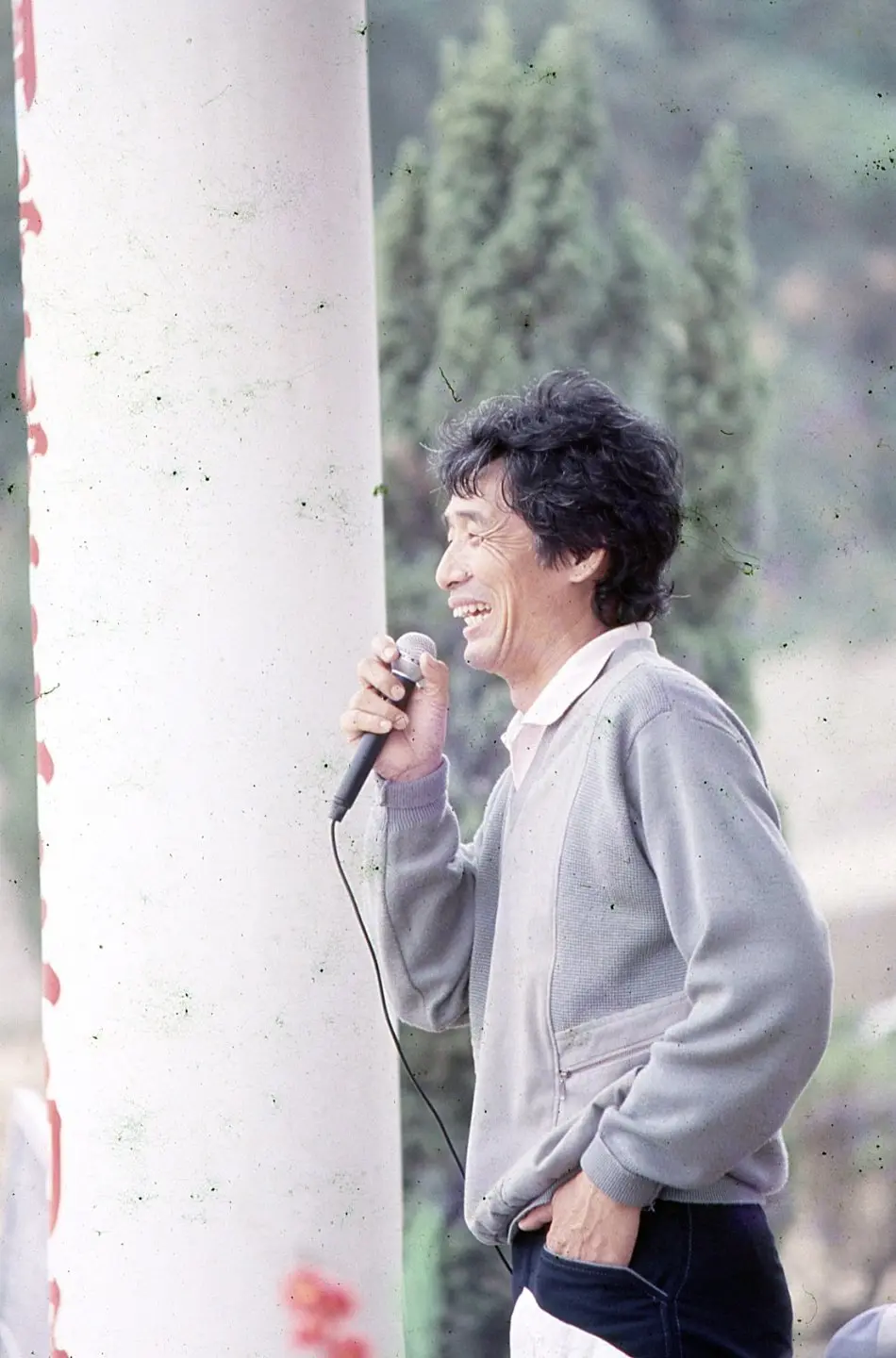 張秋台校長辦的活動就是很在地化，客家話也可以讓它長回土地。1987，苗栗。楊國鑫提供