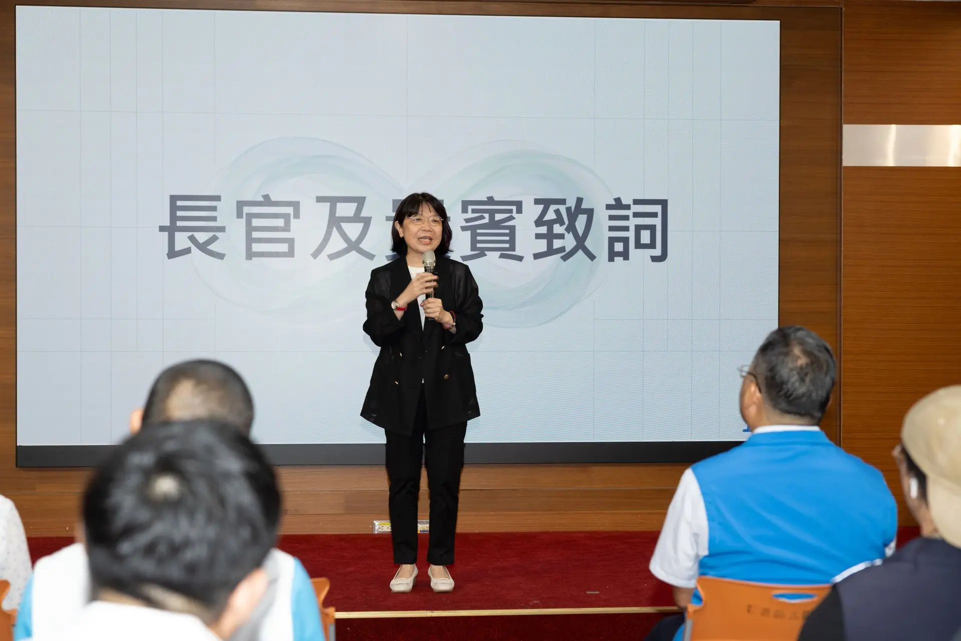 苗栗縣便民快e通升級至2.0版，數位發展部資料創新司陳怡君副司長出席致詞。苗栗縣政府提供