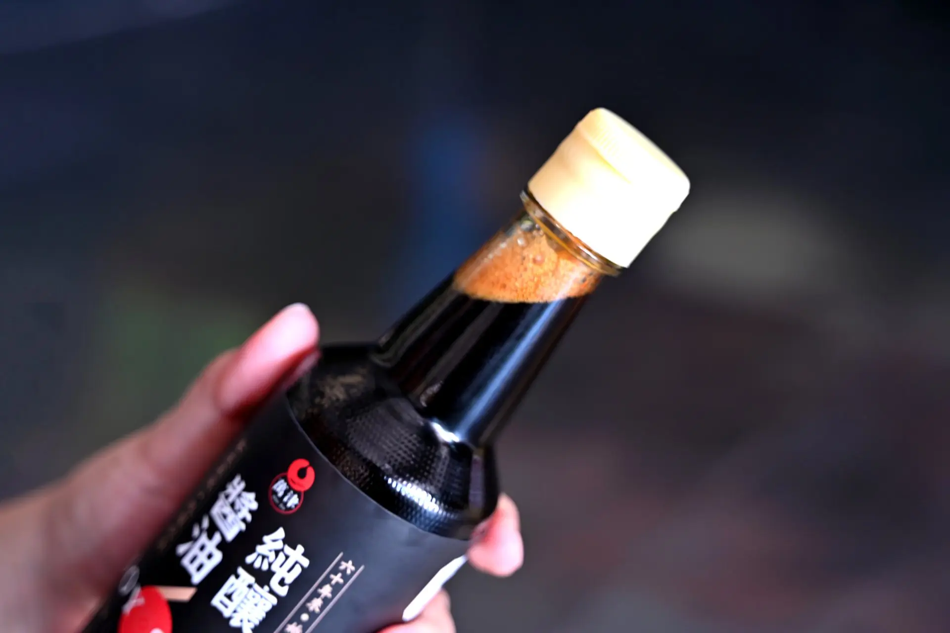 選用100%生醬汁製造的萬津家庭式純釀醬油。Haka小姐提供