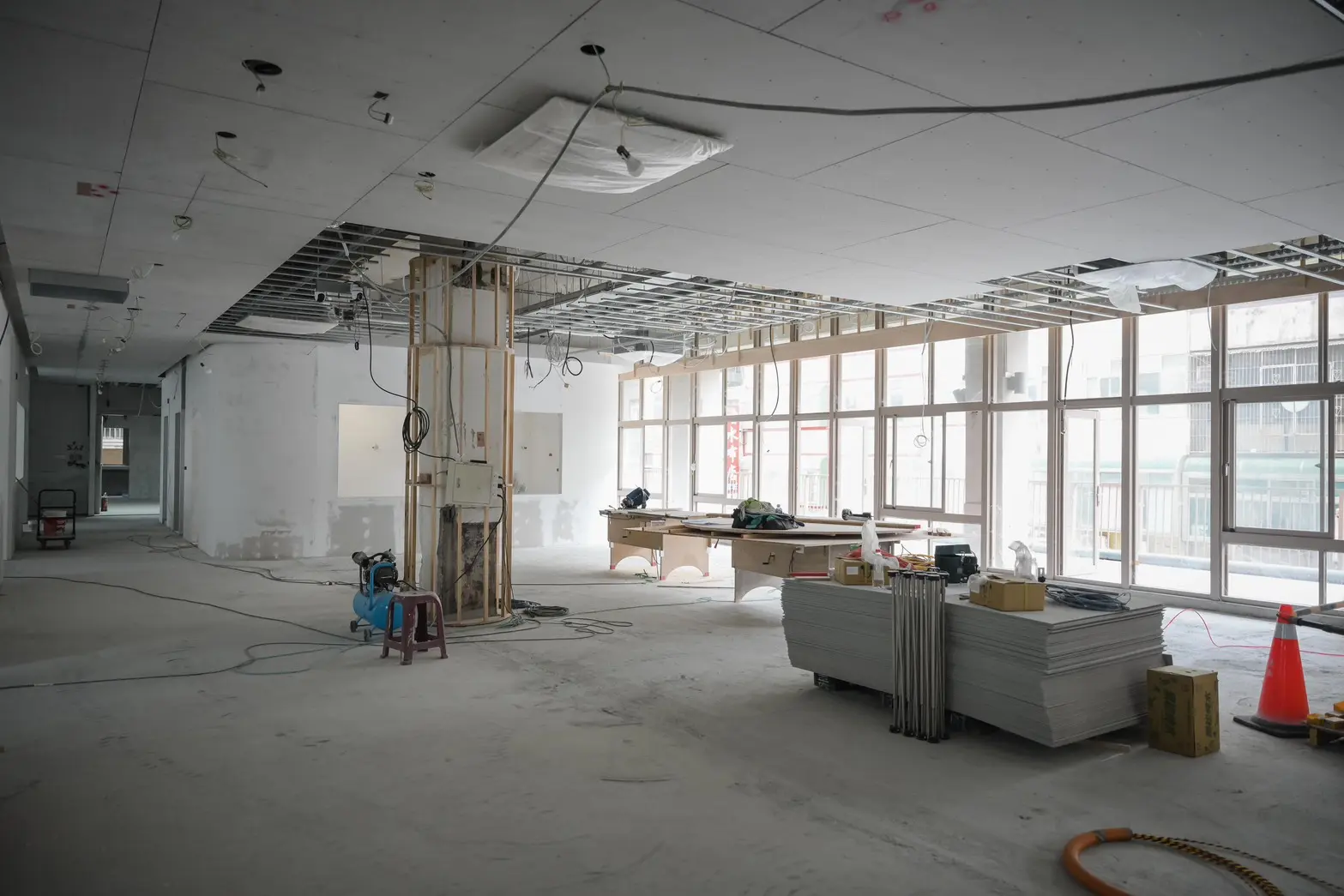 室內裝修現場施工情形。新竹市政府提供