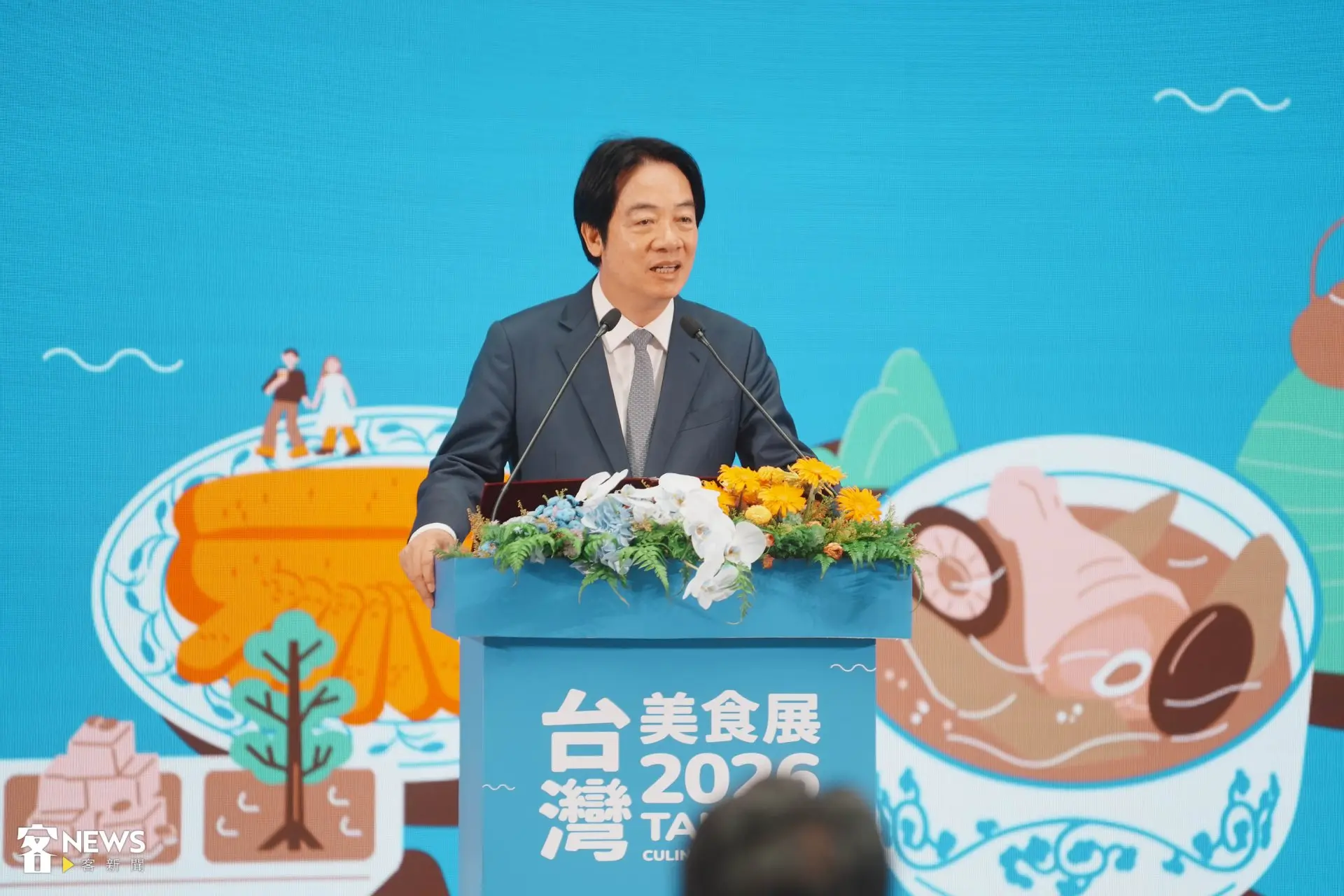 台灣美食展今（31）天於台北世貿一館盛大開幕，總統賴清德親臨現場，上台致詞時表示，美食是很重要推動觀光的元素。范修語攝