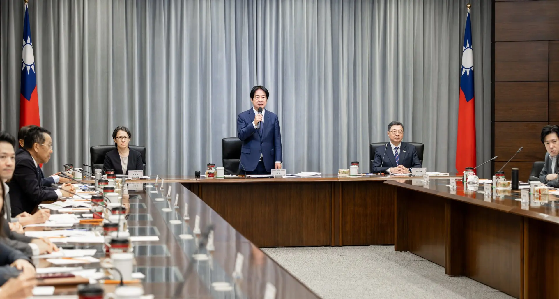 總統賴清德今（17）日上午第二次在總統府聽取行政院「116年度中央政府總預算案」簡報。總統府提供
