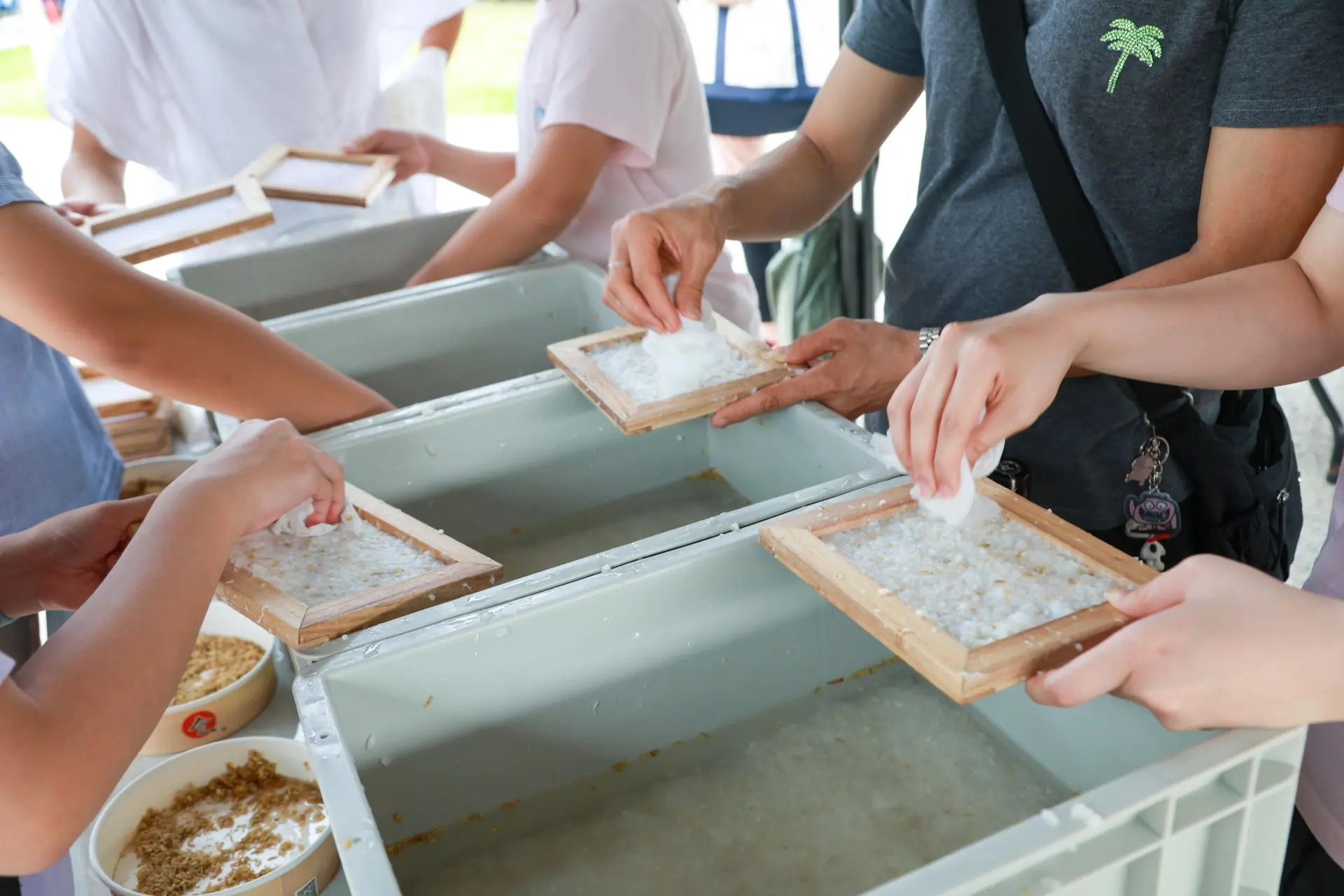 高雄客家米食節現場安排面米食製作體驗活動。高雄市客委會提供