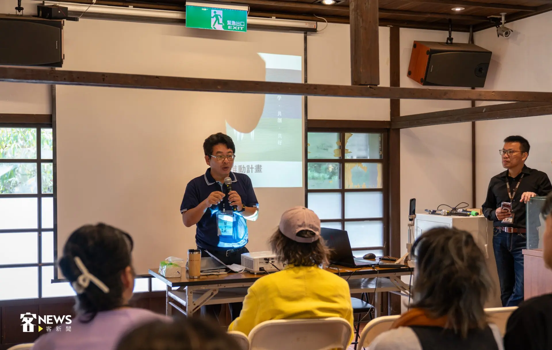 新竹生活美學館館長葉于正同時是已故客籍美術家蕭如松學生，肯定文化部「百大文化基地」政策對蕭如松藝術園區的影響。李宥妍攝