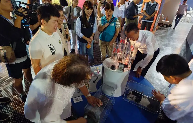 嘉義縣太空館「瘋狂科學家特展」 歡迎動手玩科學