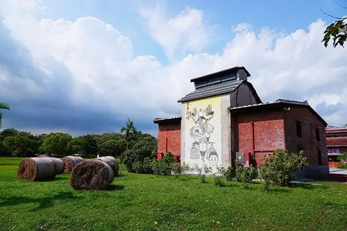 菸樓後側外觀。客委會客發中心提供