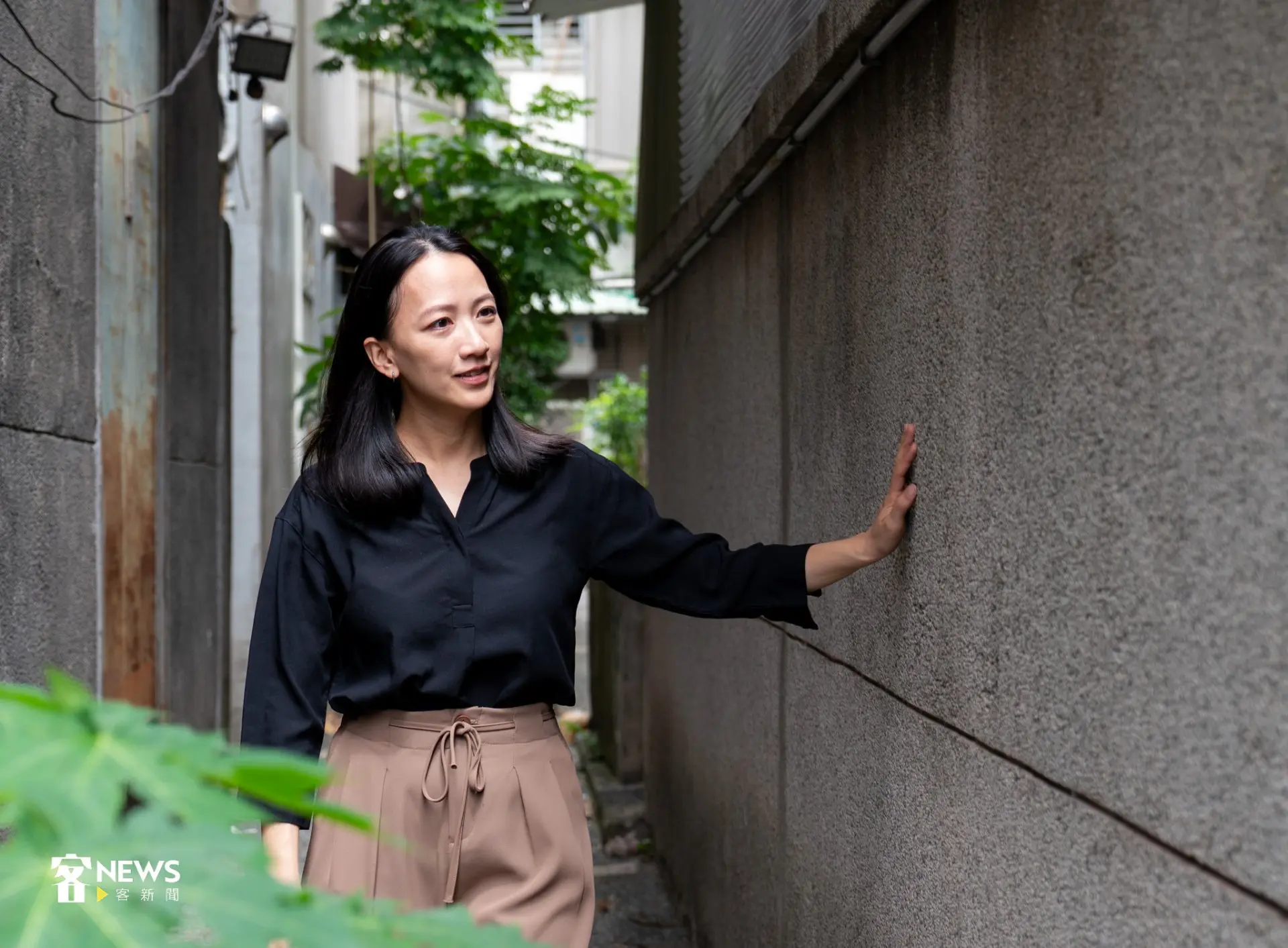 從一句客語都不會到流暢主持，范宸菲一步步走出自己的客語廣播路。李宥妍攝