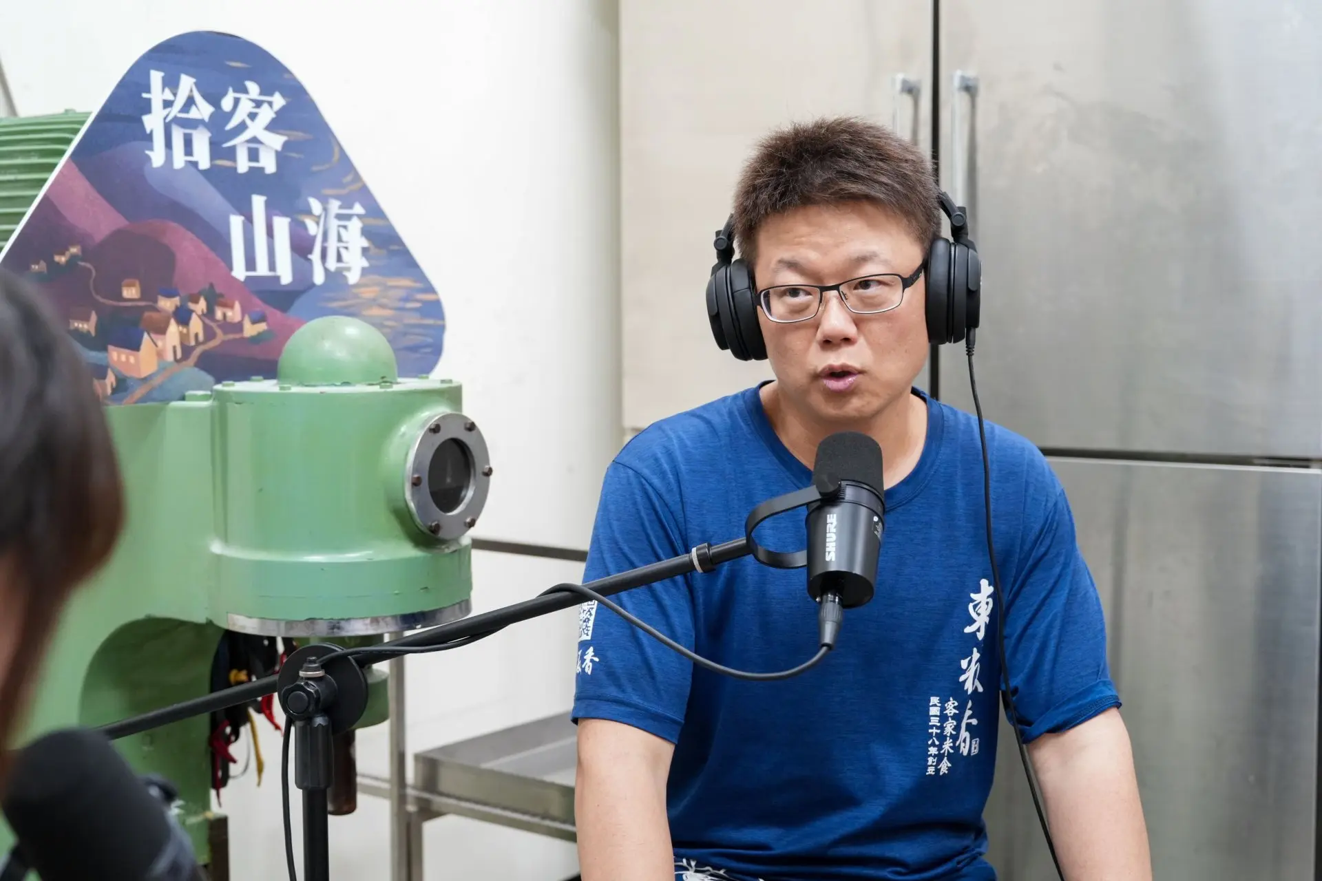 來賓暢談在台東生活、工作與扎根的故事。圖為東粄香劉俊良。台東縣府提供